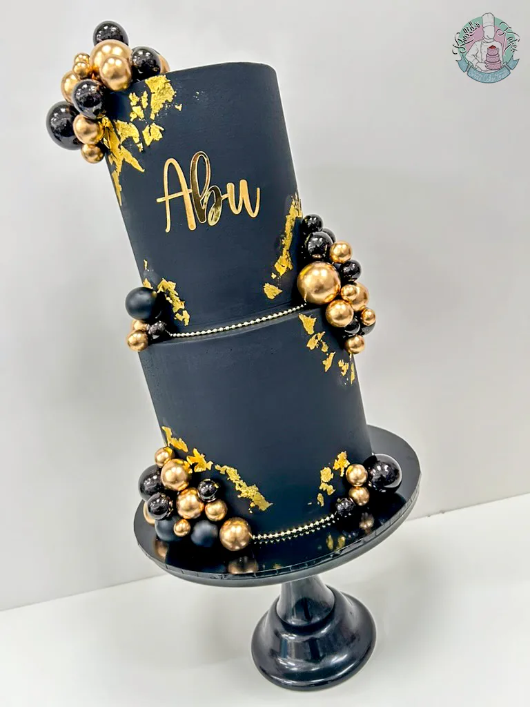 Black Cake 2