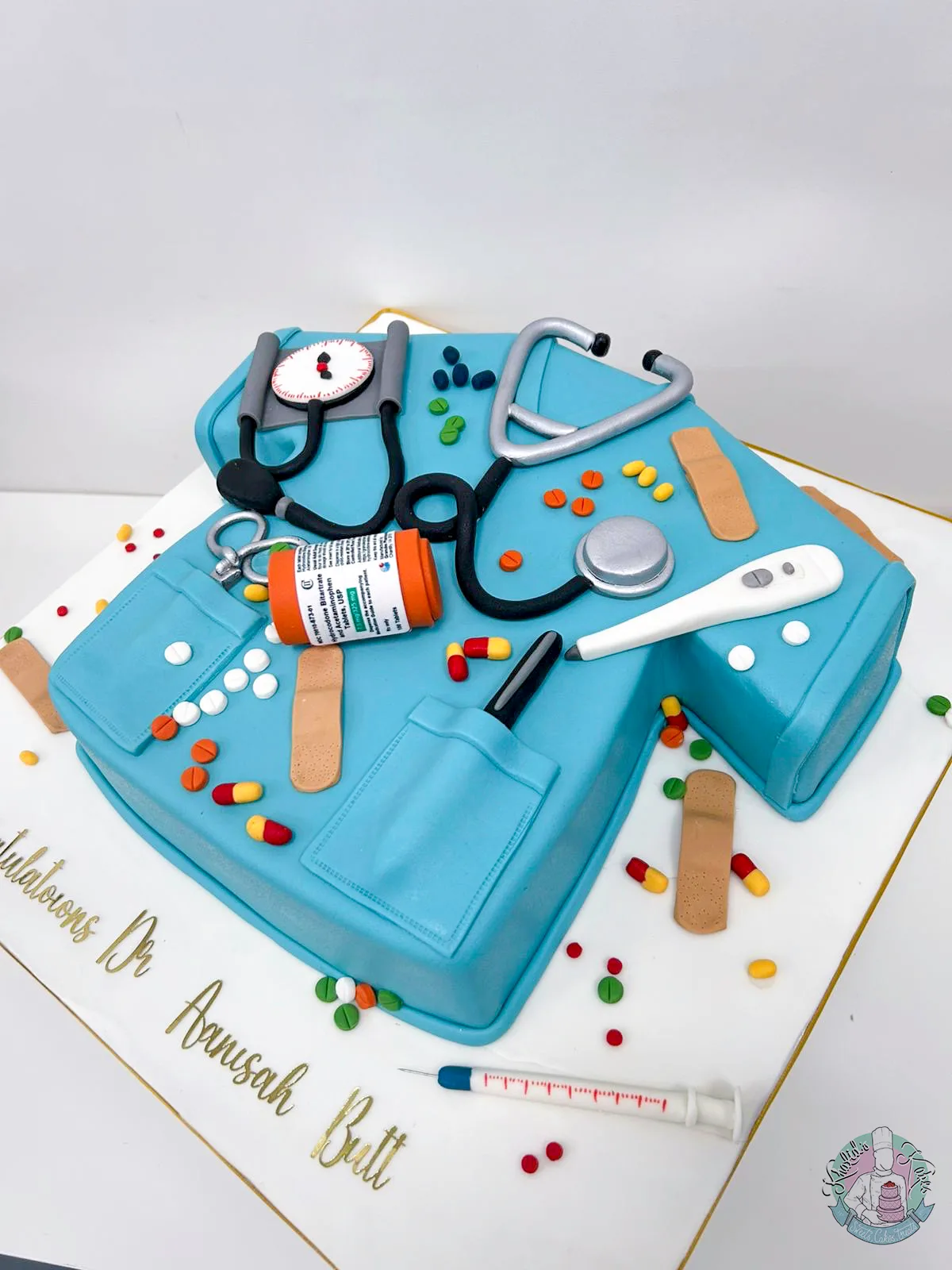 Nurse shirt cake