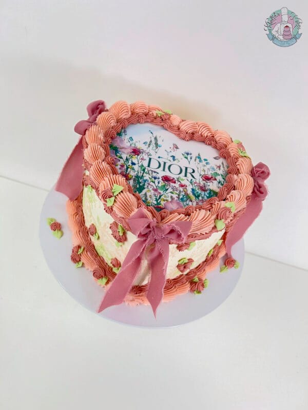 Dior heart cake
