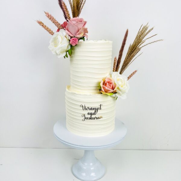 Shop 69 Pampas Wedding Cake | Birmingham