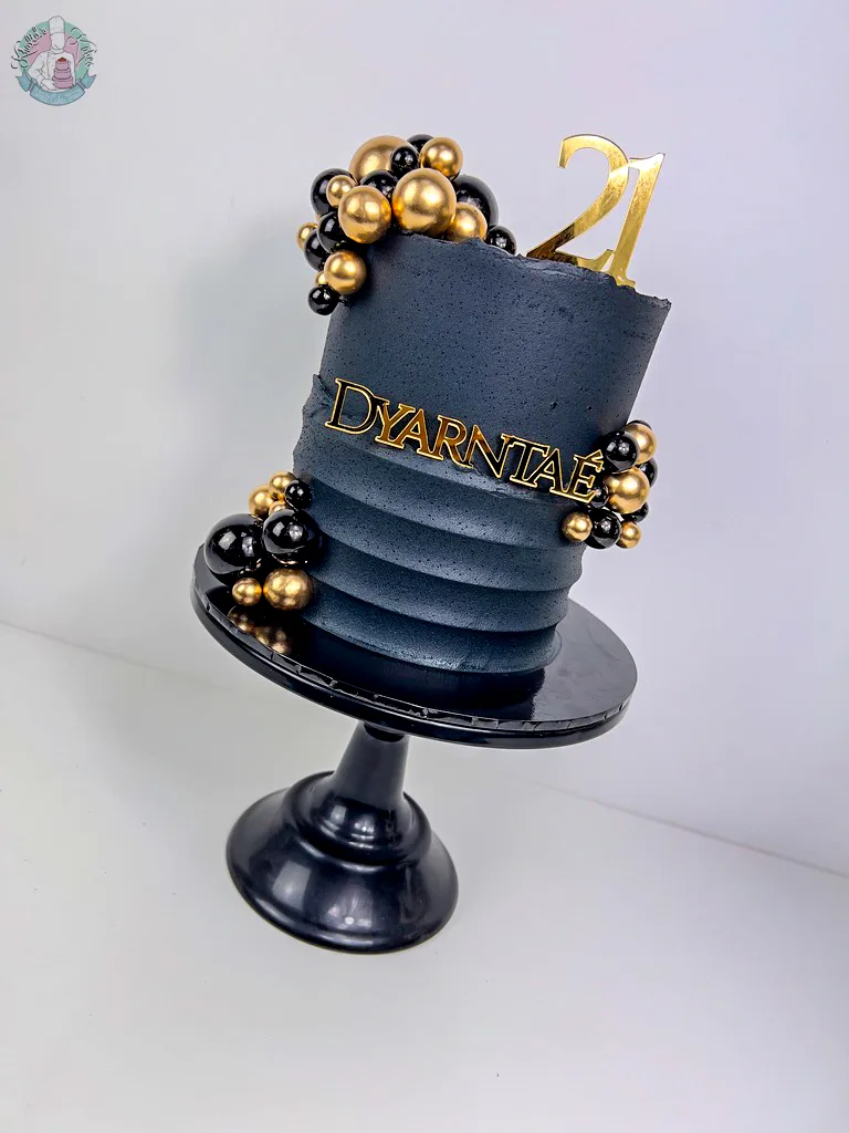 Black Cake 3