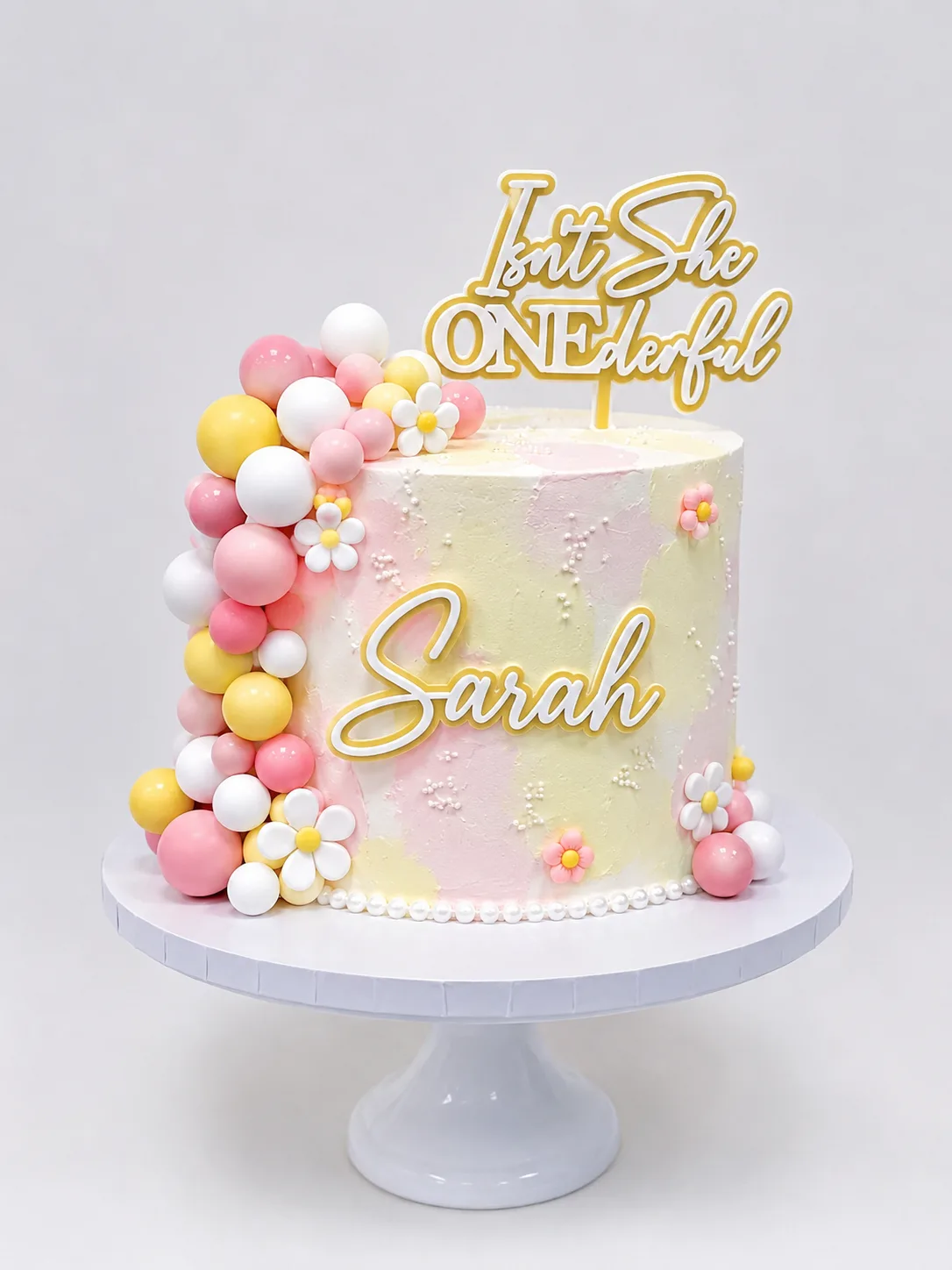 Daisy ONEderful Cake