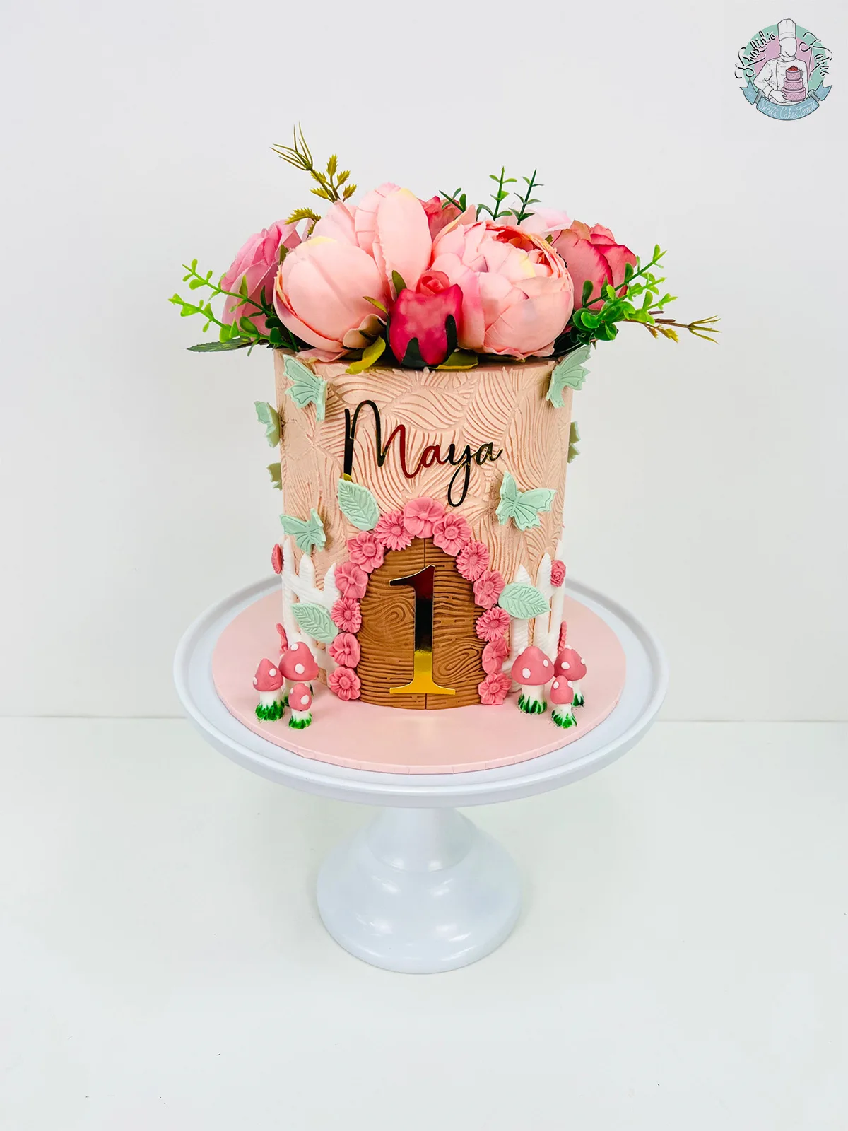 Fairy Cake Birmingham — children’s birthday cake with fairy wings, flowers and pastel sparkle.