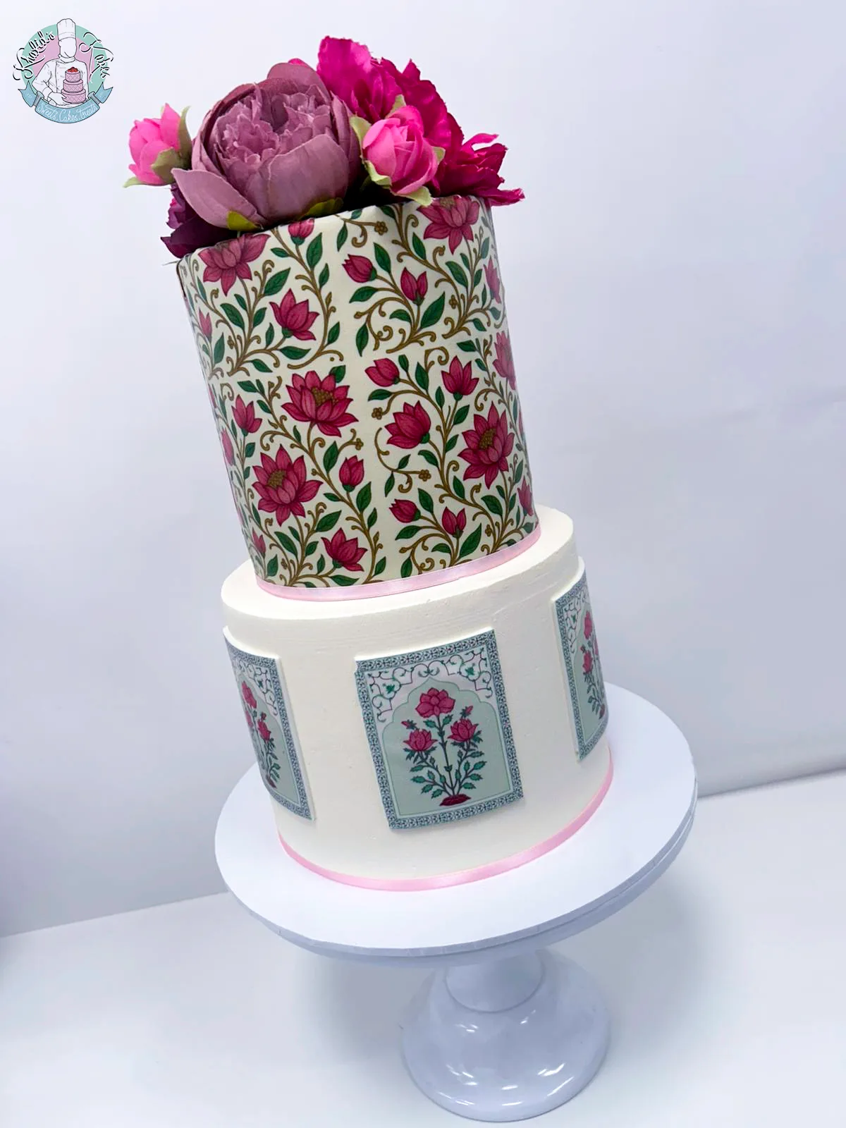 Elegant Mehndi Cake