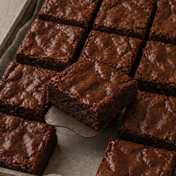 Shop 43 Chocolate Brownies Traybake