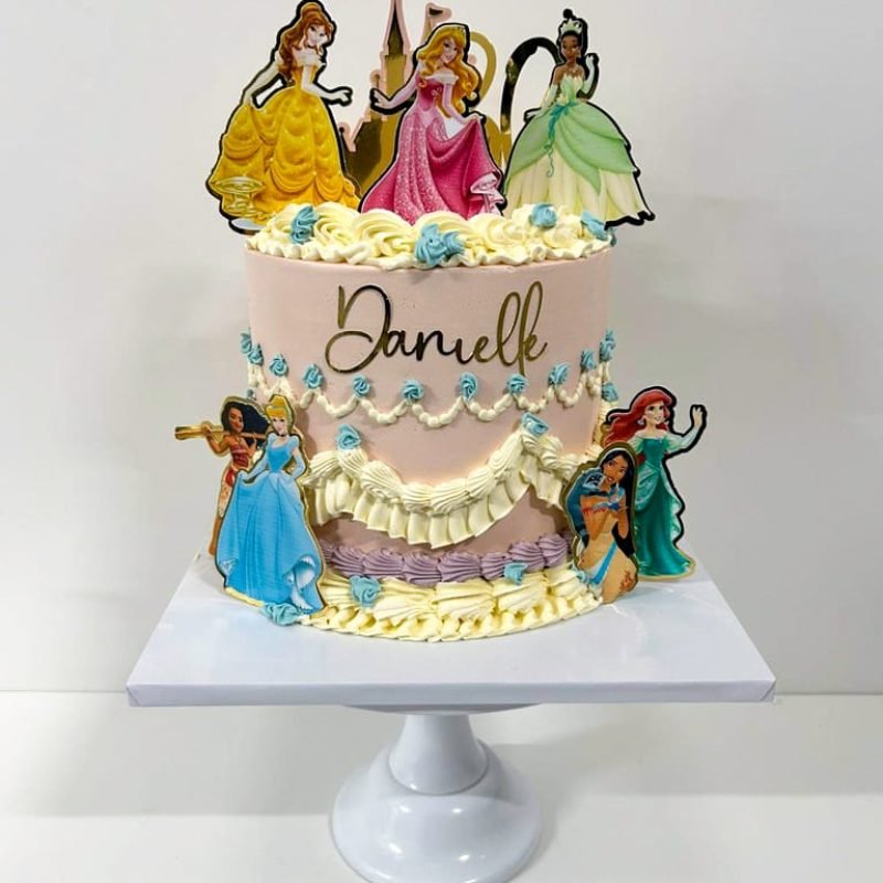 disney princess vintage cake