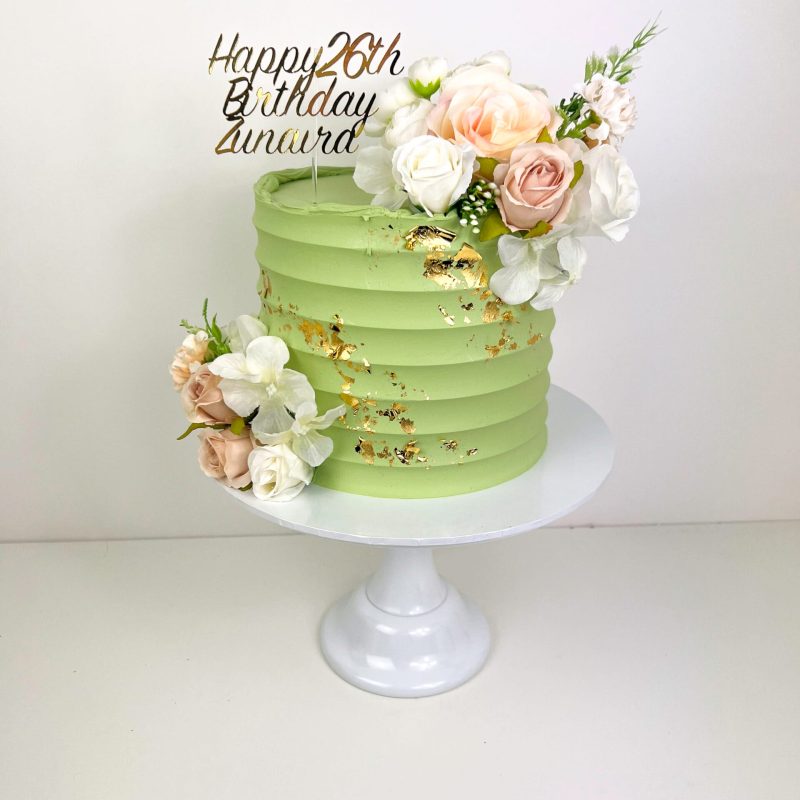 Bevelled Floral Cake