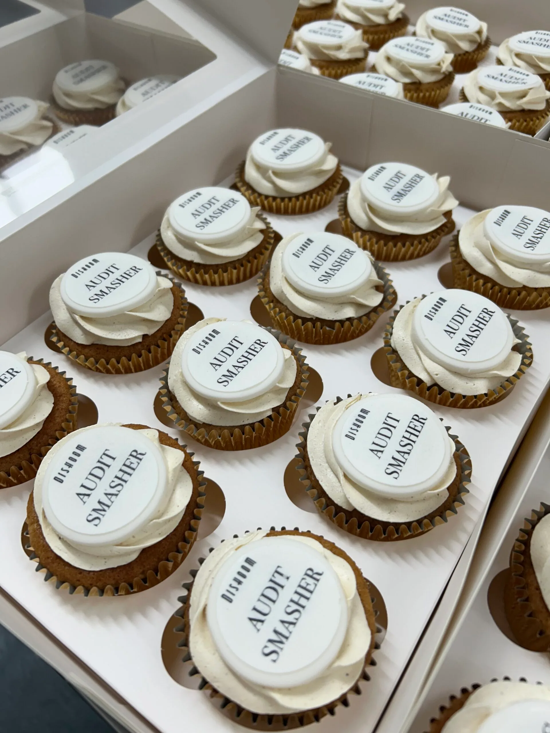 Logo Cupcakes