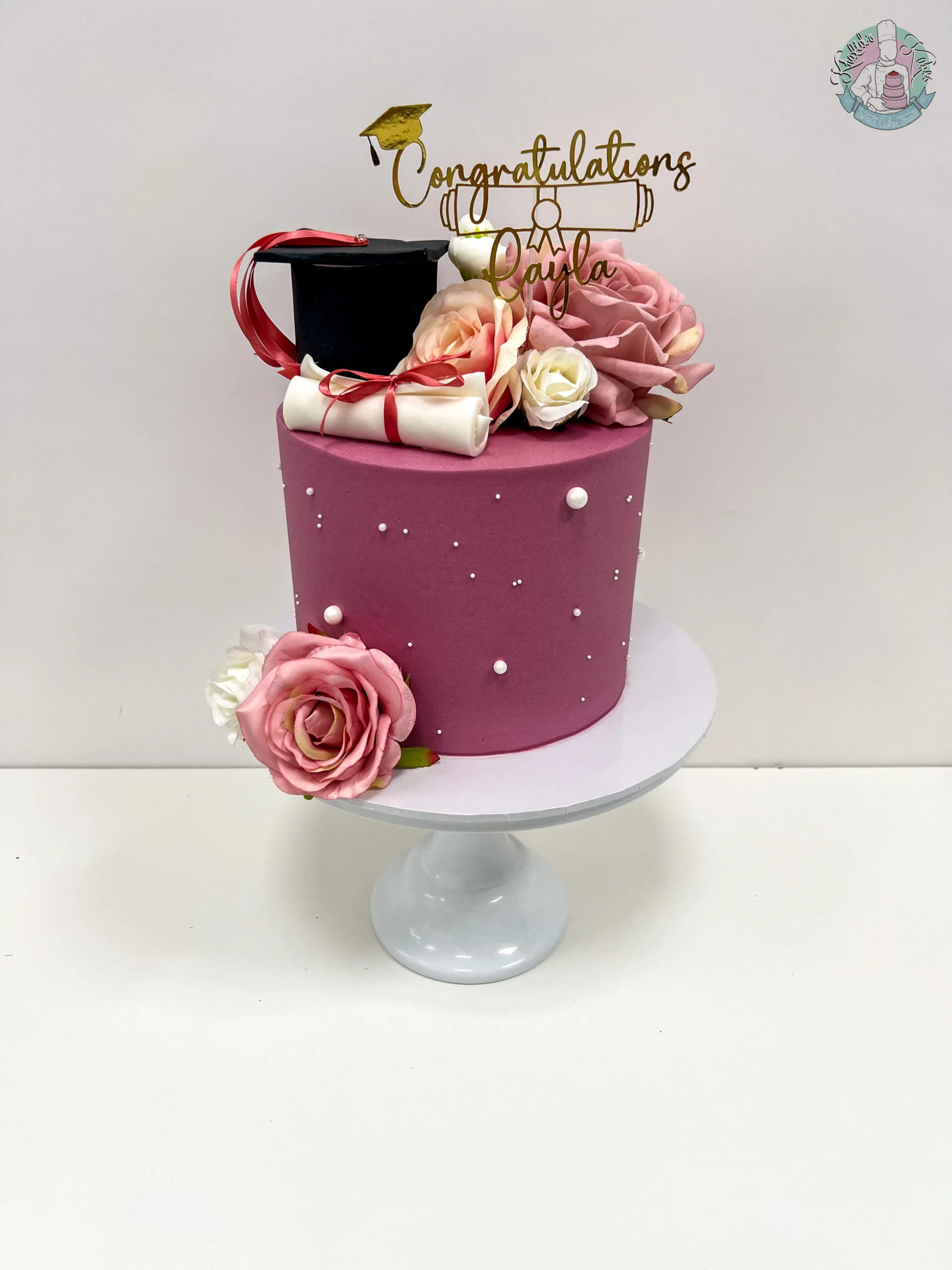 Pearl Graduation Cake 2