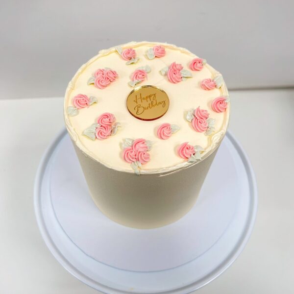 Shop 86 Rose Bud Cake