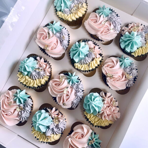 Piping Cupcakes Birmingham